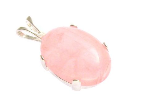 Rosenquarz Cabochon in ovaler Form, gefasst in einem eleganten Sterling Silber Anhänger, hergestellt von Juwelier Harnisch, ideal für stilvolle Schmuckliebhaber.