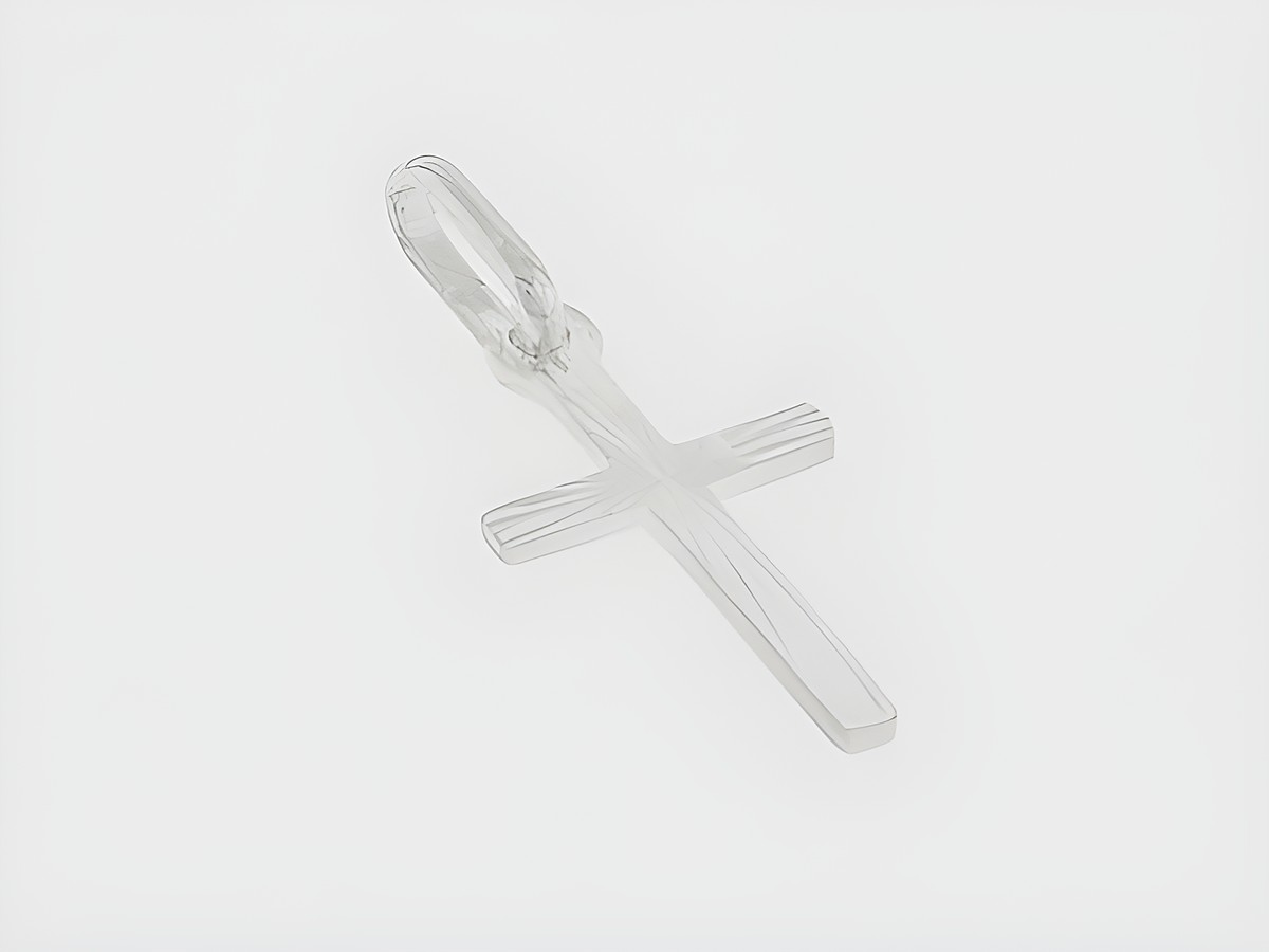 Silber Anhänger in Kreuzform, zart und schlicht gestaltet, Hersteller: Juwelier Harnisch. Ideal für eine elegante Schmuckkollektion.