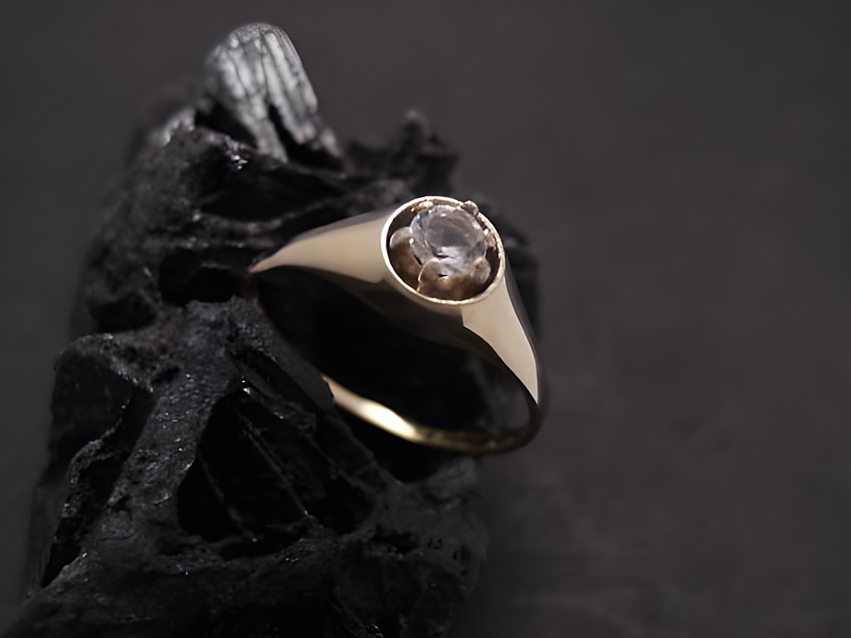Gold Ring - wunderschön - Gold 333 - Bergkristall - Gr. 55,5, Hersteller: Juwelier Harnisch, bis Gr. 56/18. Eleganter Ring mit strahlendem Bergkristall in feinem Gold.