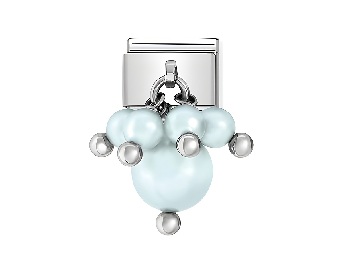 Charm in pastellblau von Nomination Classic, bestehend aus mehreren runden Perlen und Metallakzenten, ideal für die individuelle Gestaltung von Armbändern.