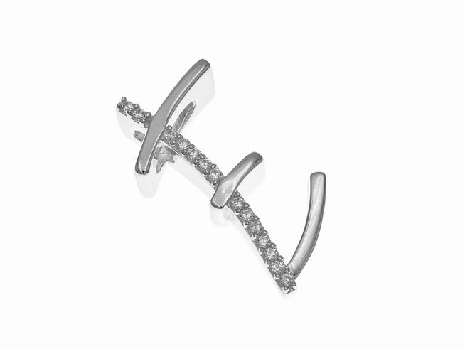 Anhänger aus poliertem Sterling Silber in Form des Buchstabens E, besetzt mit Zirkonia, hergestellt von Juwelier Harnisch. Elegant und modern im Design.
