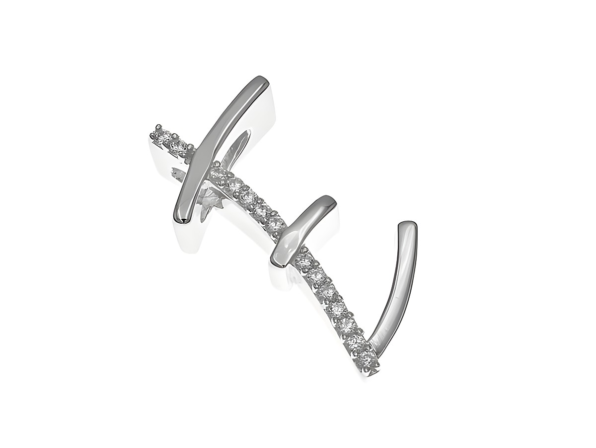 Anhänger aus poliertem Sterling Silber in Form des Buchstabens E, besetzt mit Zirkonia, hergestellt von Juwelier Harnisch. Elegant und modern im Design.