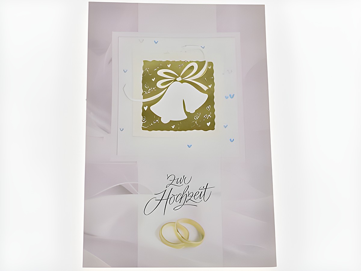 Hochzeitskarte in Rosa mit goldenen Glocken und Ringen, umrahmt von zarten Motiven. Hersteller Juwelier Harnisch. Perfekt für Hochzeitsgrüße.