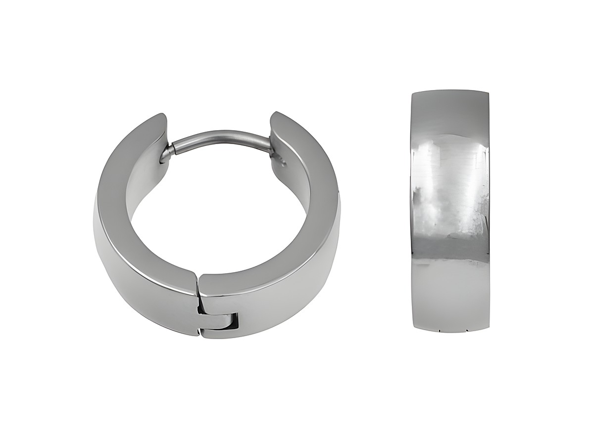 Edelstahl Creolen 1,6 cm poliert 16,2 mm, hergestellt von Juwelier Harnisch, zeigen ein modernes und zeitloses Design mit einer glänzenden Oberfläche und einer eleganten Form.