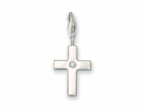 Silberner Kreuz Charms Anhänger von Thomas Sabo, Modell 0366-051-14, verziert mit einem Zirkonia Stein, symbolisiert Glauben und Spiritualität. Ideal für persönlichen Schmuck.