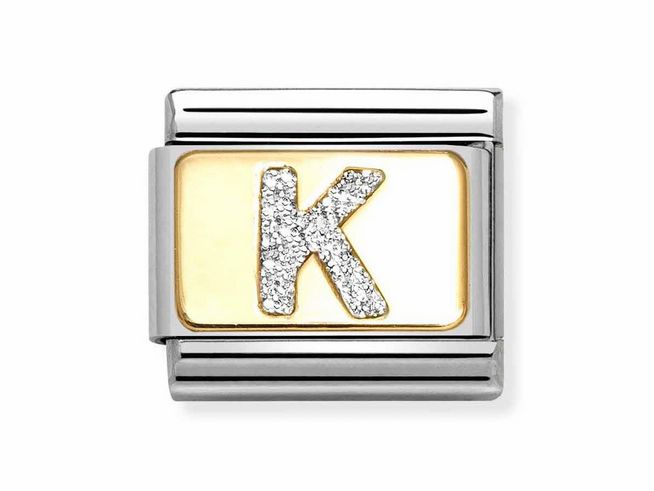 Kreuzglieder aus Edelstahl mit einem goldenen Hintergrund und einem glitzernden Buchstaben K in der Mitte, ideal für individuelle Armbänder von Nomination.