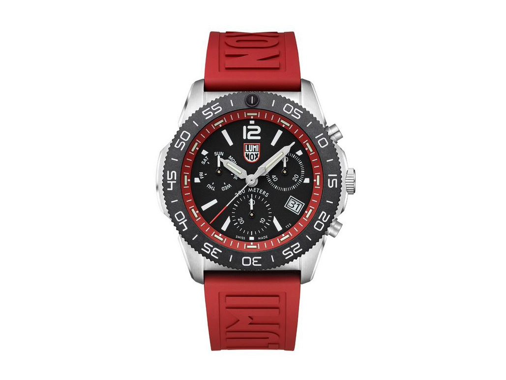 Luminox Uhr SET XS.3155.SET aus der SEA Serie in Rot mit einem Durchmesser von 44 mm, schwarzem Zifferblatt, Edelstahlgehäuse und rot-schwarzem Silikonarmband, inklusive Ersatzband.