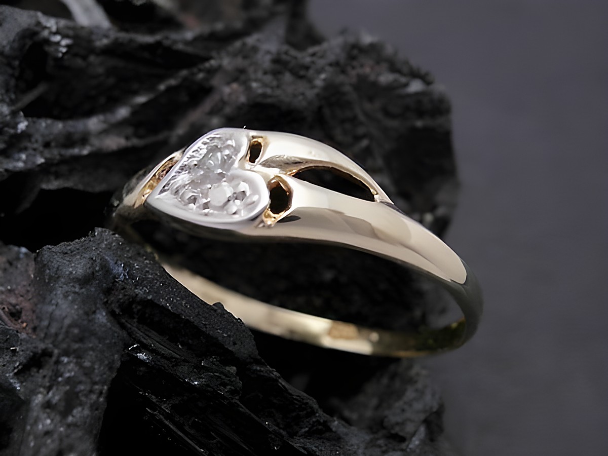 Gold Ring romantisch Gold 585 bicolor mit Diamant Goldring Größe 50,5 Hersteller Juwelier Harnisch bis Größe 52/17 elegant und ansprechend für jeden besonderen Anlass.