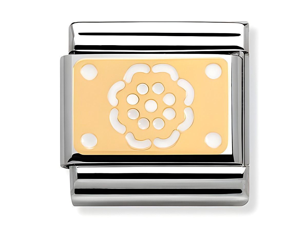 Emaillierter Charm von Nomination in Gold mit einem floralen Muster in Weiß, ideal für individuelle Armbänder und Schmuckkollektionen. Hergestellt mit hochwertigem Edelstahl.