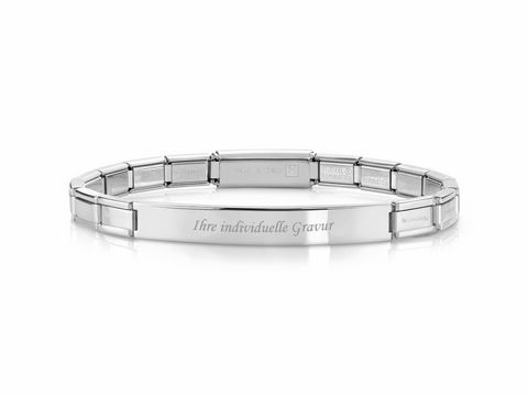 Ein silbernes Armband von Nomination mit einer Länge von 18 cm, individuell gravierbar, trendiges Design für modische Akzente, ideal für den Alltag oder besondere Anlässe.