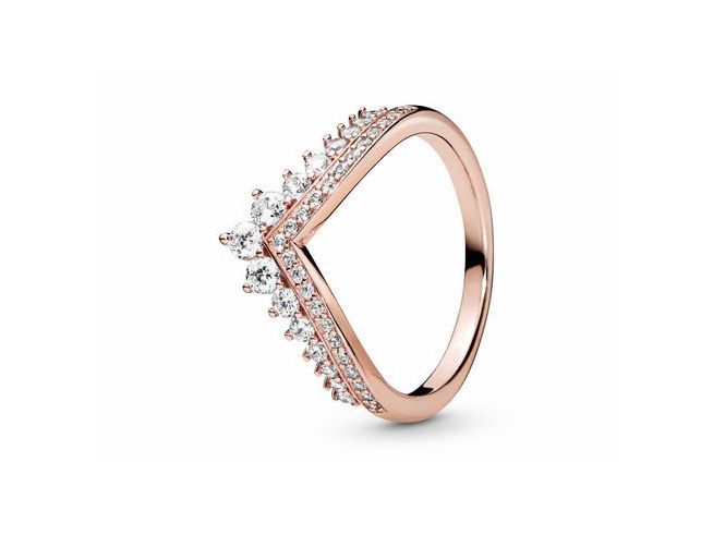 Der Prinzessin-Wishbone Ring von Pandora in Roségold-Vergoldung zeigt eine elegante V-Form mit funkelnden Zirkonia-Steinen, Größe 44. Ideal für besondere Anlässe oder als Geschenk.