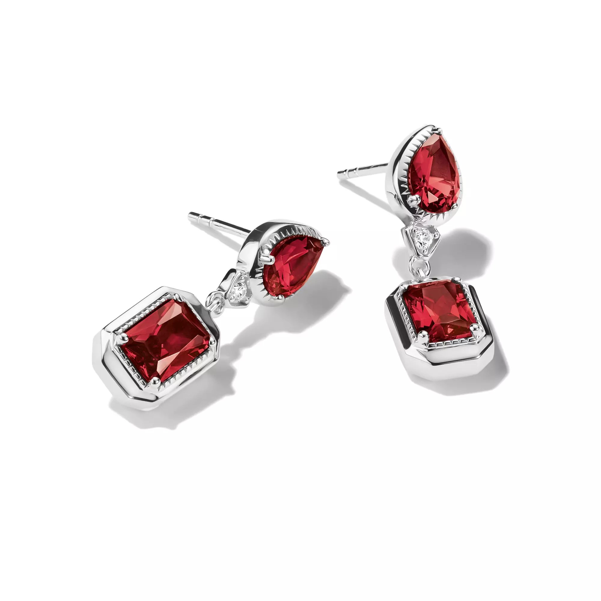 Thomas Sabo Ohrstecker Oktagon Granatrot ELYNDRA Silber – Zirkonia – Ansicht 2