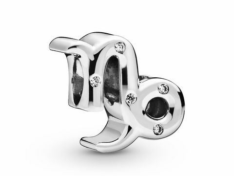 798423000-0 Sternzeichen Charm von Pandora aus Sterling Silber mit Zirkonia, zeigt das Zeichen für Steinbock in eleganter Form und glitzernden Akzenten.