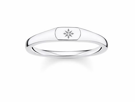 Silberner Ring von Thomas Sabo mit Zirkonia in klar, Größe 56, mit einem sternförmigen Motiv auf der Vorderseite, elegant und zeitlos im Design.