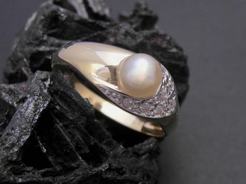 Gold Perlen Ring - elegant - Gr. 54,5 - 5 mm Zuchtperle + Zirkonia - Gold 585, Hersteller: Juwelier Harnisch, bis Gr. 56/18, ideal für besondere Anlässe und geschickt verarbeitet.