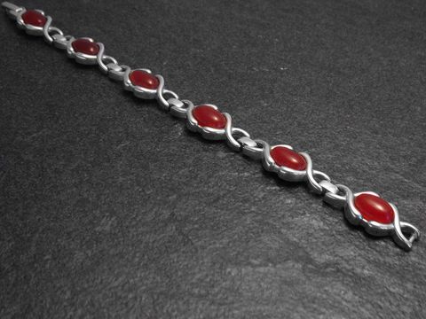 33704-0 Silberarmband modern 18 cm Design mit Karneol, Hersteller Juwelier Harnisch, mit Stein. Elegantes Schmuckstück mit roten Stein-Elementen und feiner Verarbeitung.