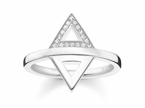 Ring von Thomas Sabo in Silber mit einem weißen Diamantdesign in Form von ineinanderliegenden Dreiecken, Größe 54. Ein modernes und elegantes Schmuckstück.