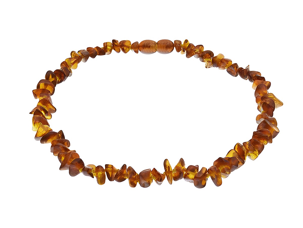 Baby Bernsteinkette in goldbraun, Nuggetform, 36 cm lang, hergestellt von Juwelier Harnisch, ideal für Babys. Schmuckstück aus natürlichen Bernsteinstücken, sanft geschliffen.