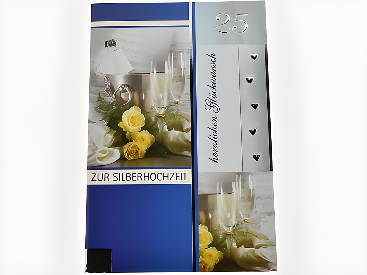 Hochzeitskarte mit einer Sektflasche und Gläsern, umgeben von gelben Rosen und eleganten Stoffen. Hersteller: Juwelier Harnisch, für die Silberhochzeit gestaltet.