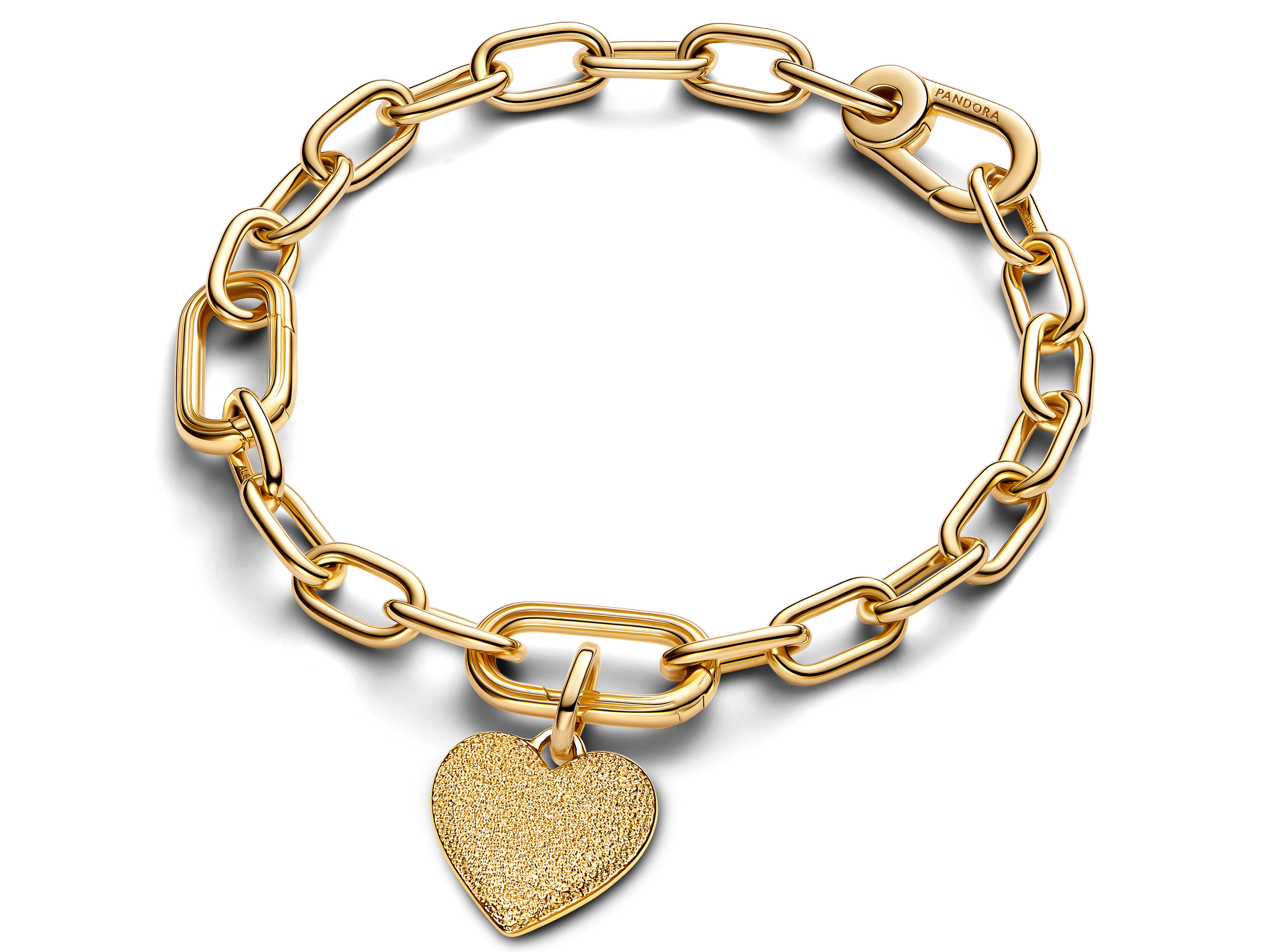 Strukturierter Herz Anhänger aus Gelbgold Vergoldung an einer Kette von Pandora, hübsches Schmuckstück für jeden Anlass, ideal für persönliche Akzente und neue stilvolle Trends.