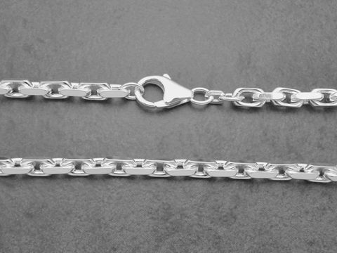 Kette aus Sterling Silber mit diamantierter Oberfläche, 50 cm lang, Ankerdesign, starke Gliedergröße 4,5 x 4,5 mm, Gewicht 40 g, hergestellt von Juwelier Harnisch.