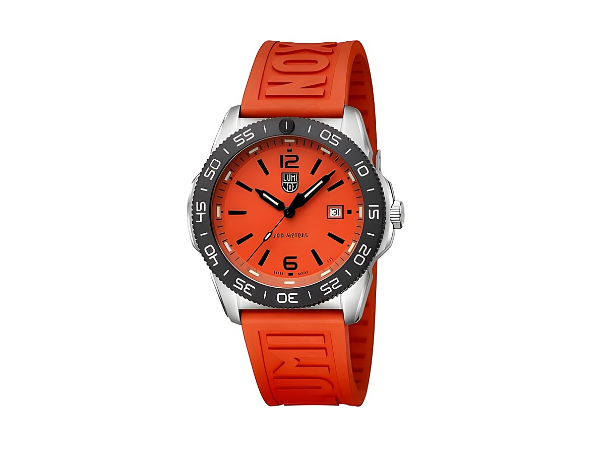 Luminox Sea XS.3129 Armbanduhr mit orangefarbnem Zifferblatt, schwarzer Lünette und orangenem Silikonarmband, neu mit einem Durchmesser von 40 mm, wasserdicht bis 200 Meter.