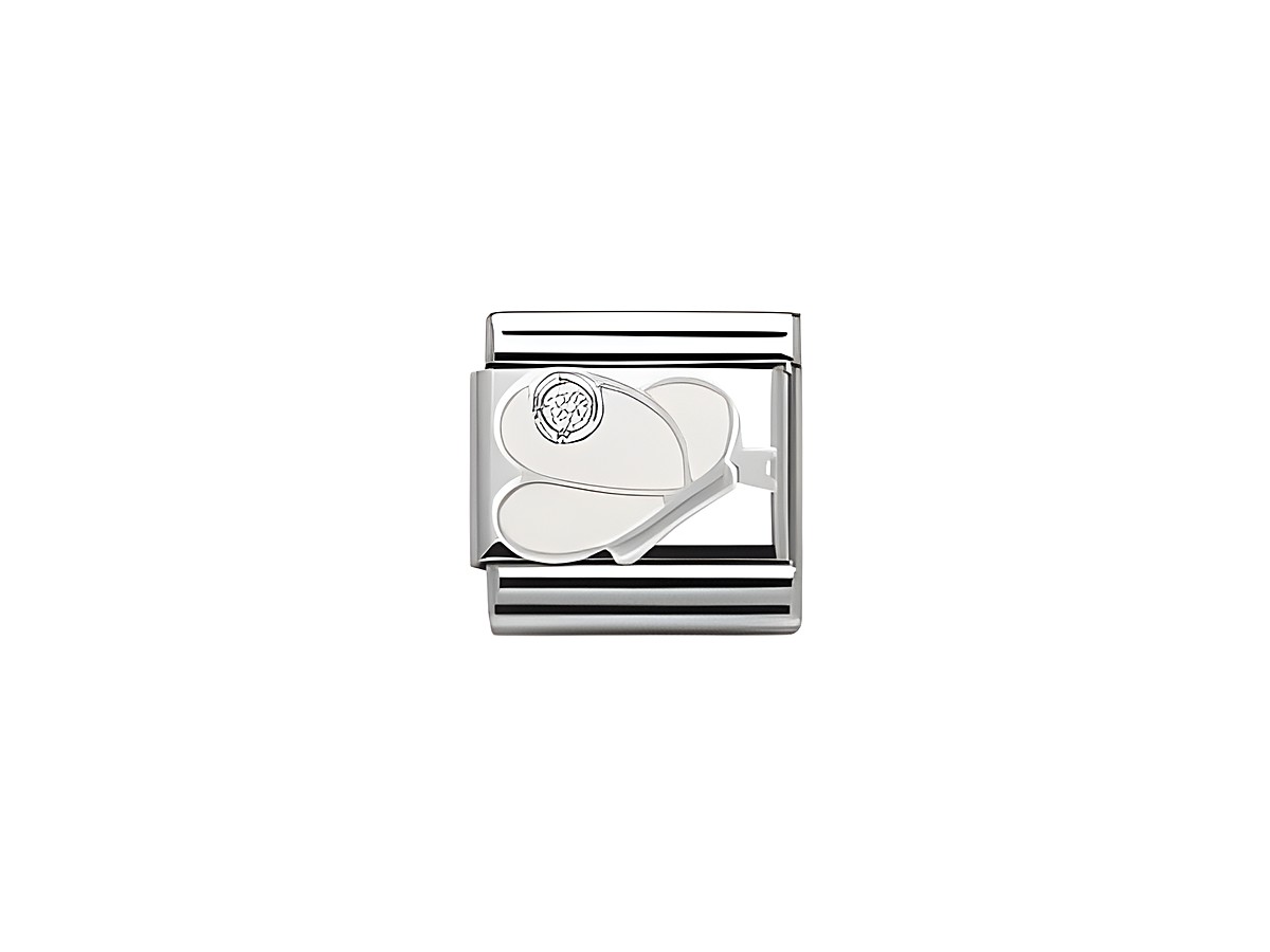 Schmetterling in Weiß mit einem Zirkonia-Einsatz auf einem Silberband, gefertigt von Nomination, Serie SilverShine, elegantes und zeitloses Design.
