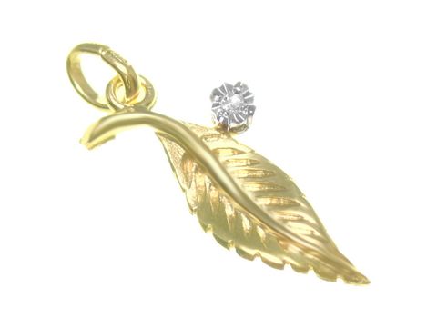 Blatt Diamant Gold 585 Anhänger in Gelbgold mit feinem Blattdesign und funkelndem Diamanten, Hersteller Juwelier Harnisch, ideale Ergänzung für eleganten Schmuck.
