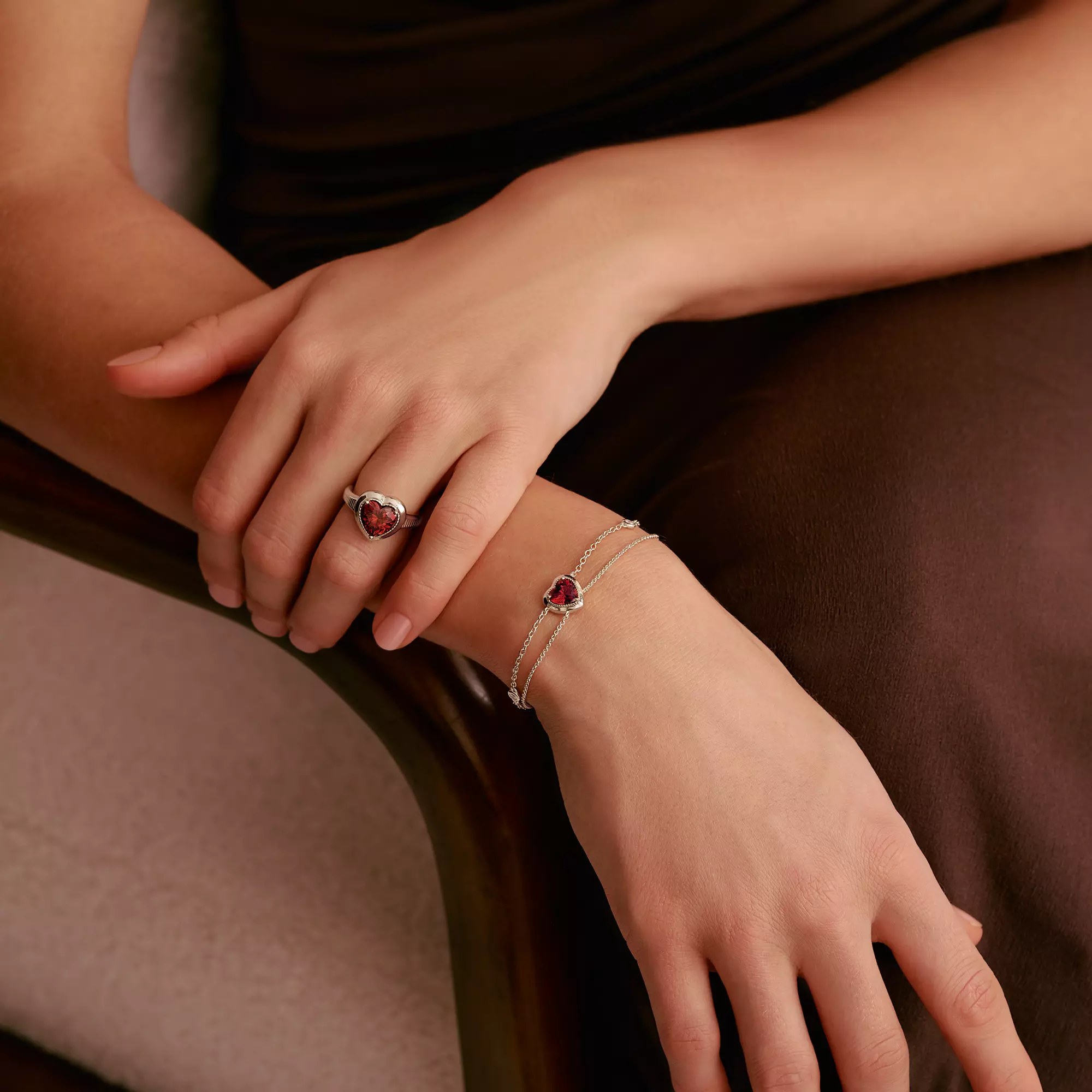 Thomas Sabo ELYNDRA HERZ Ring - Sterling Silber & Zirkonia - Rot – Ansicht 3