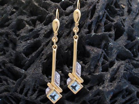 Ohrringe Gold 750 Ohrhänger Aquamarin und Diamant bicolor von Juwelier Harnisch, elegantes Design mit funkelnden Steinen. Ideal für besondere Anlässe.