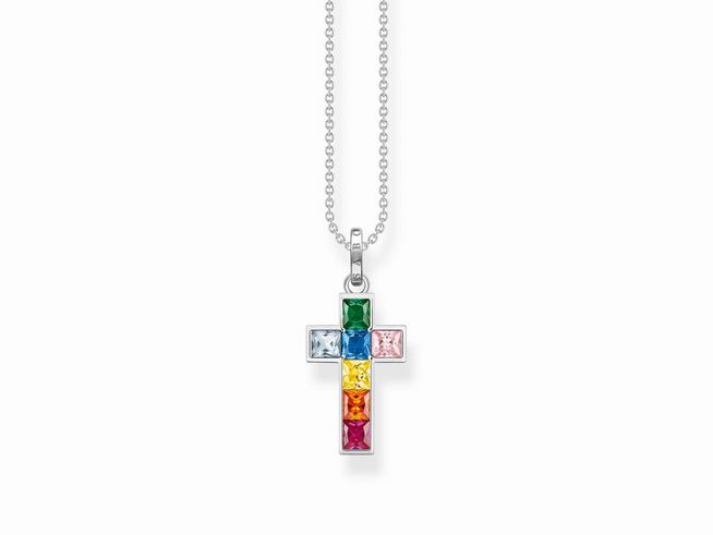 Kette aus Sterling Silber von Thomas Sabo mit einem bunten Regenbogenkreuz als Anhänger, mit verschiedenen facettierten Steinen in lebendigen Farben, Länge 45 cm.