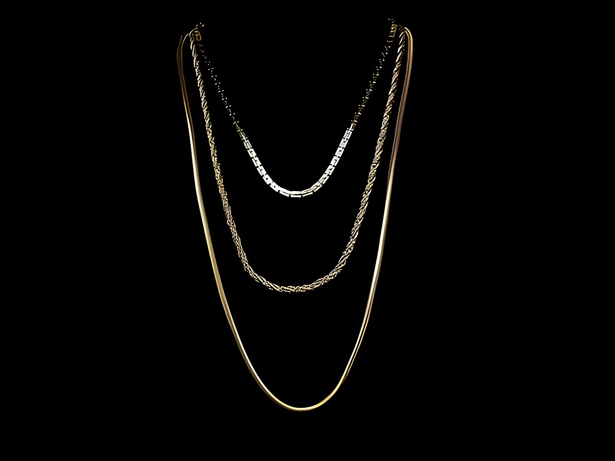 Lange Kette XXL vergoldet, dreireihig in Boston-Design, aus Kordel und Schlangen, 91 cm, elegante Vergoldung, ideal für stilvolle Akzente. Hersteller Juwelier Harnisch.