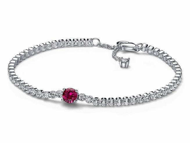 Rot funkelndes rundes Pavé Tennisarmband von Pandora aus Sterling Silber mit Steinmix, zentrales rotes Element, elegant und verführerisch, ideal als Schmuckstück oder Geschenk, Länge 18 cm.