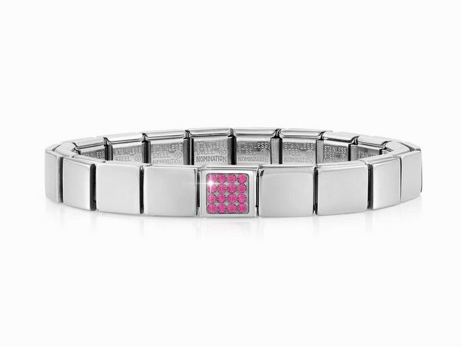 Elegantes Nomination Classic GLAM Armband aus Edelstahl in Silber mit einem zentralen Element besetzt mit pinken Kristallen, Modellnummer 239101 15, Hersteller Nomination.