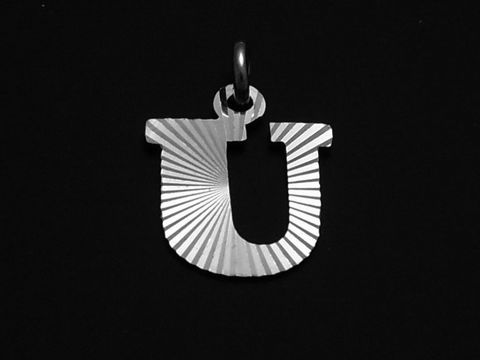 Sterling Silber Buchstaben Anhänger mit Diamantschliff in Form des Buchstabens U, Hersteller Juwelier Harnisch, glänzende Oberfläche und modernes Design.