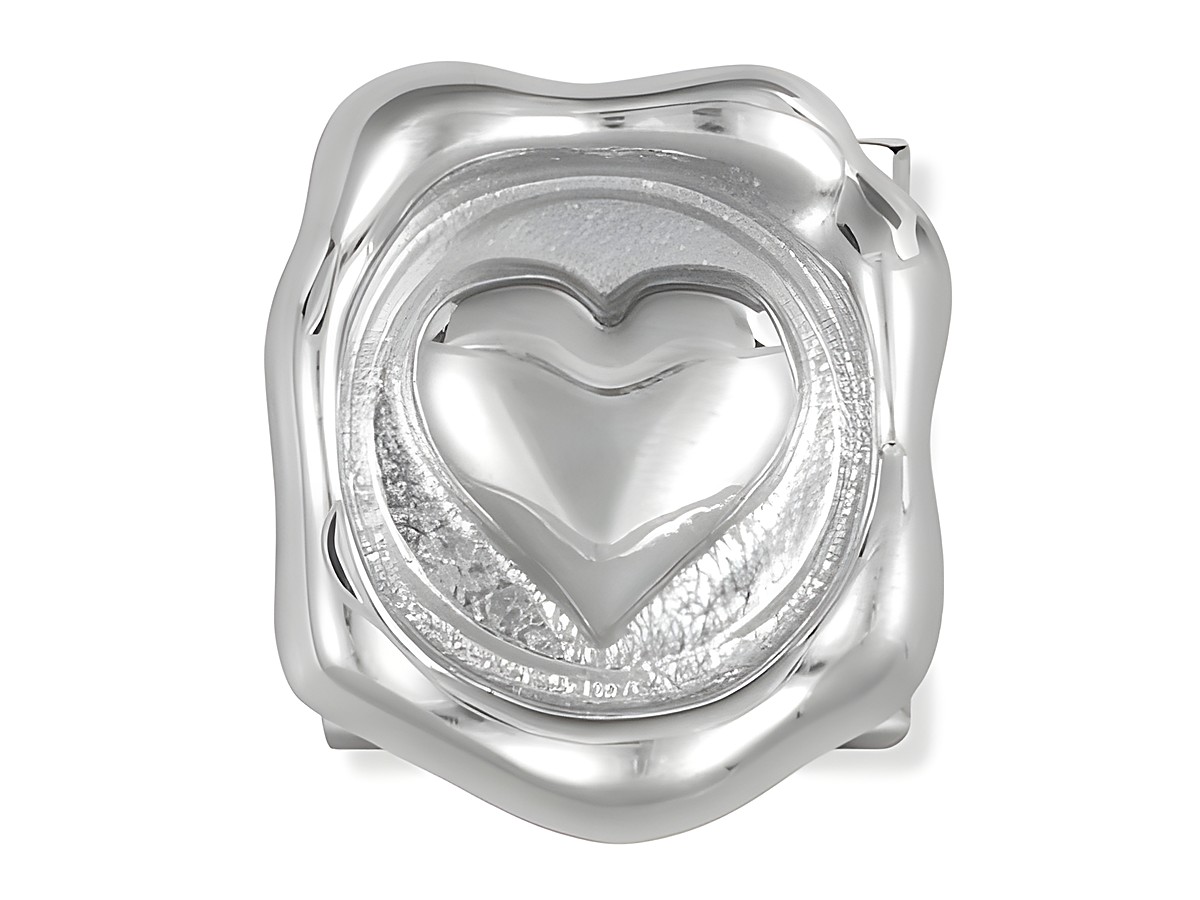 NOMINATION Classic ROYAL Stempel Herz aus Sterling Silber, glänzende Oberfläche, stilvolles Design, Teil der Royal Collection, eleganter Blickfang für jedes Schmuckstück.