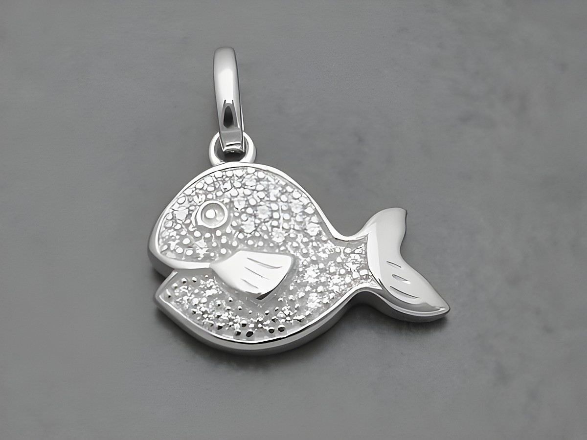Kugelfisch Sterling Silber Anhänger mit Zirkonia von Juwelier Harnisch, in Form eines stilisierten Fisches aus glänzendem Silber, ideal als modisches Tiermotiv.