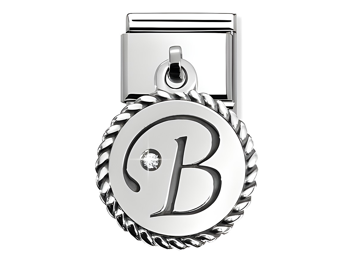 Silberner Buchstabe B von Nomination CHARMS LETTERS mit einem eleganten Design und einer kleinen Verzierung. Ideal als charm für Schmuckstücke.
