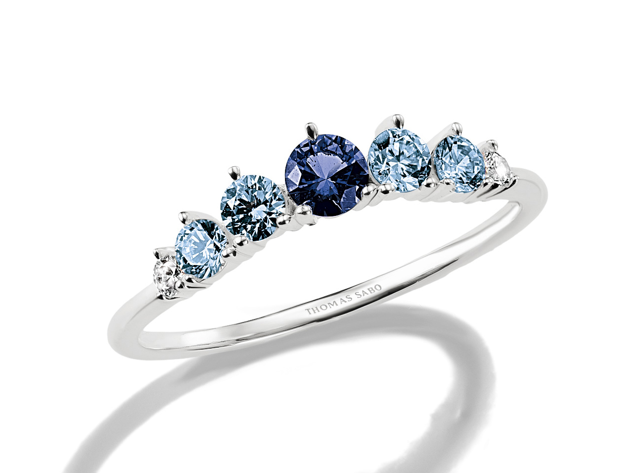 Eleganter Thomas Sabo Ring aus Silber mit blauen Steinen und Zirkonia, Größe 52, 5 mm hoch, in ansprechendem Design, ideal für stilvolle Anlässe.