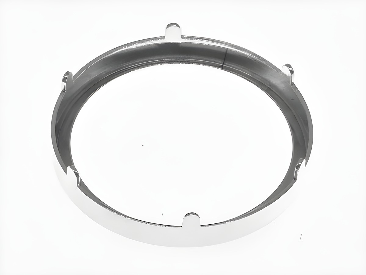 Schlichte Münzfassung aus echt Silber, Durchmesser 23,9 mm, für Münzen bis 2,5 cm, von Juwelier Harnisch, die Fassung hat kleine Nasen zur sicheren Halterung der Münze. – Ansicht 2